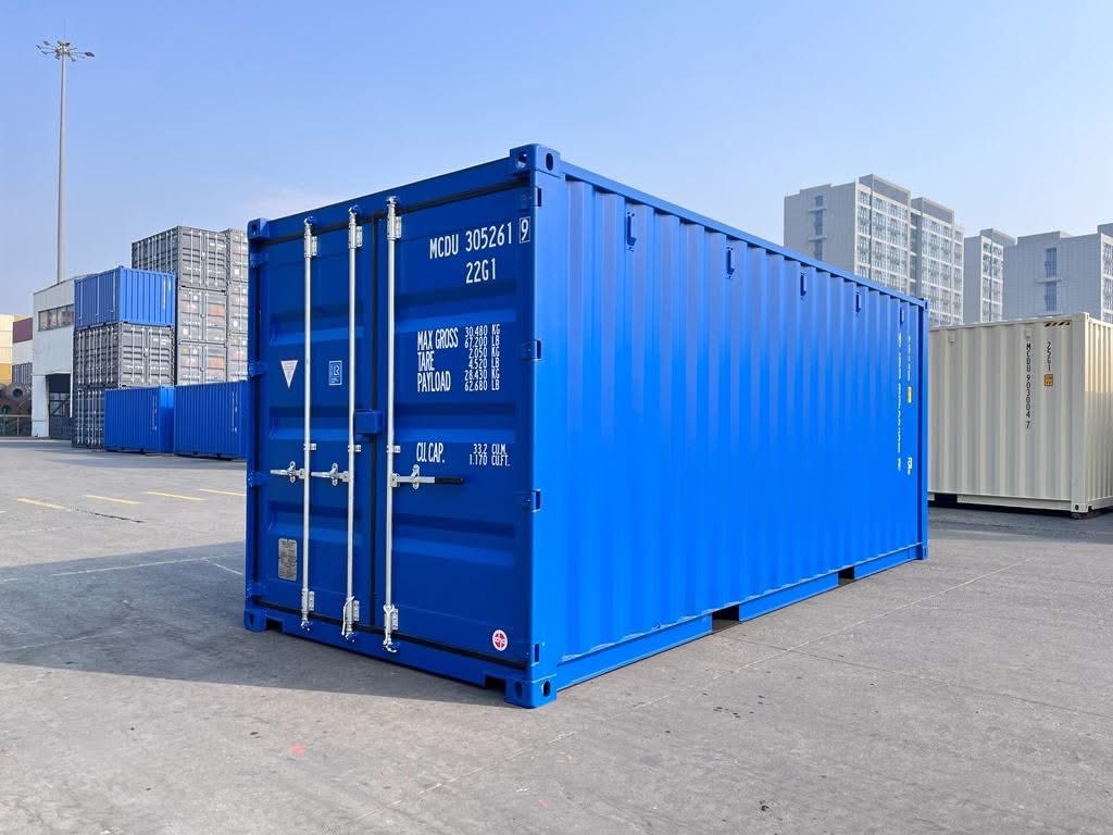 felixstoweshippingcontainers2
